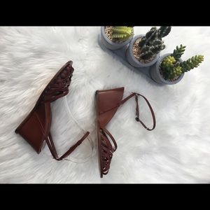 Antonio Melani size 6 brown ankle strap wedges